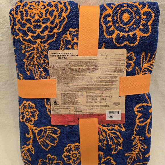 Disney Coco Throw Blanket - Picture 5 of 5